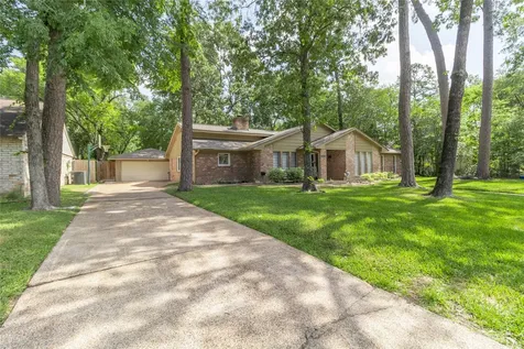 2211 River Falls Drive Kingwood TX 77339