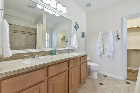 1815 28th Street Galveston TX 77550
