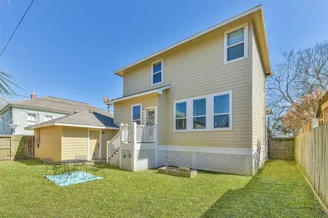 1815 28th Street Galveston TX 77550