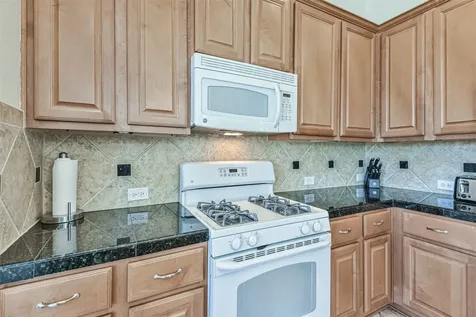 1815 28th Street Galveston TX 77550