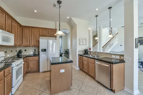 1815 28th Street Galveston TX 77550