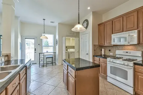 1815 28th Street Galveston TX 77550