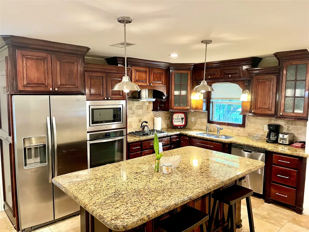 2109 N Red Cedar Circle The Woodlands TX 77380