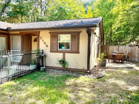2109 N Red Cedar Circle The Woodlands TX 77380