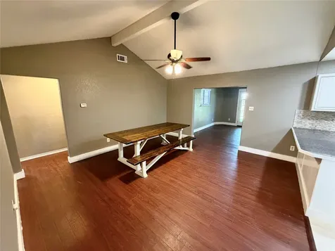 1415 Avenue E Danbury TX 77534
