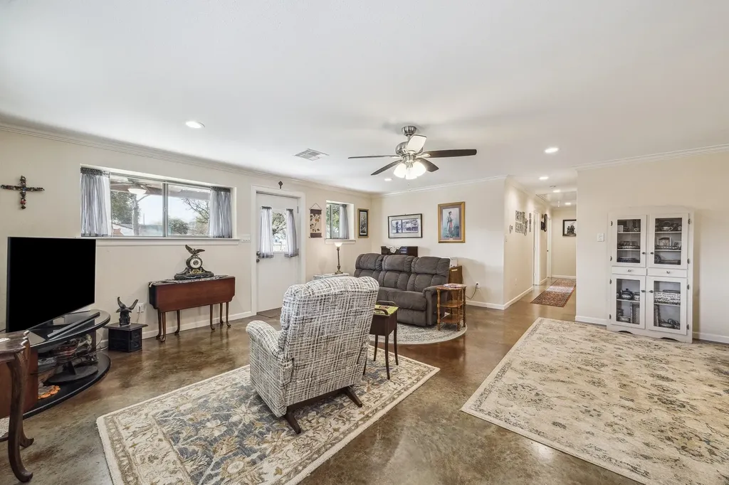 2636 Lily Street Pasadena TX 77503