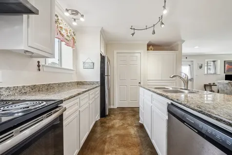 2636 Lily Street Pasadena TX 77503