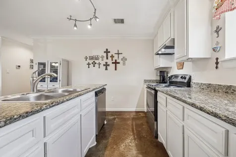 2636 Lily Street Pasadena TX 77503