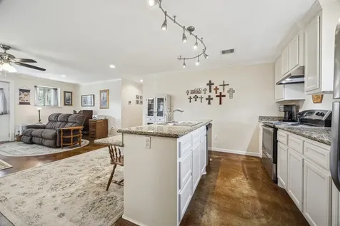 2636 Lily Street Pasadena TX 77503