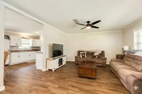 5516 Avenue M 1/2 Santa Fe TX 77510