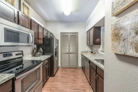 5800 Woodway Drive 0107 Houston TX 77057