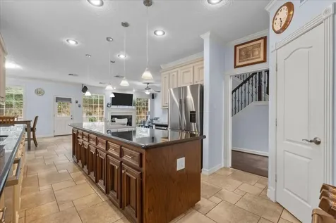 914 Pinewood Lane Seabrook TX 77586