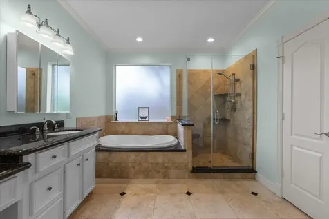 914 Pinewood Lane Seabrook TX 77586