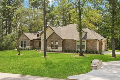 9258 Cedar Bend Plantersville TX 77363