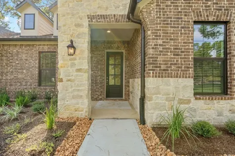 9258 Cedar Bend Plantersville TX 77363