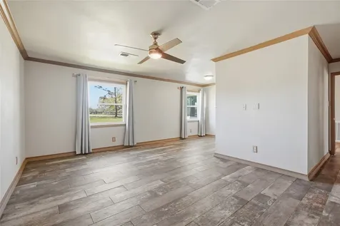 4215 County Road 182 Alvin TX 77511