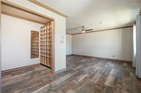 4215 County Road 182 Alvin TX 77511