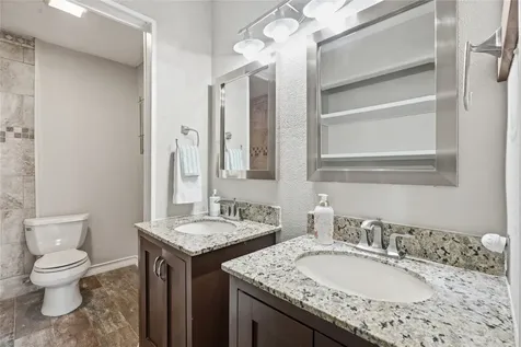 4215 County Road 182 Alvin TX 77511