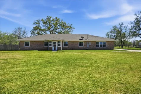 4215 County Road 182 Alvin TX 77511