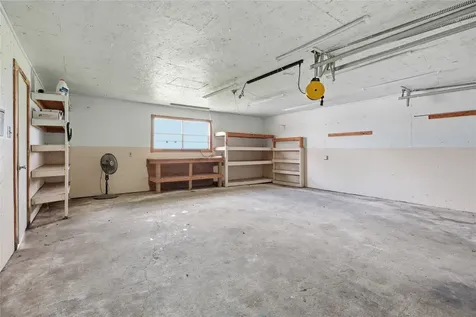 4215 County Road 182 Alvin TX 77511