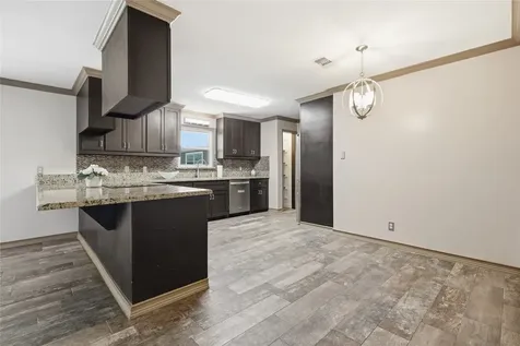 4215 County Road 182 Alvin TX 77511