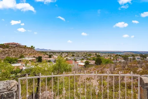 6574 Eagle Ridge Drive El Paso TX 79912