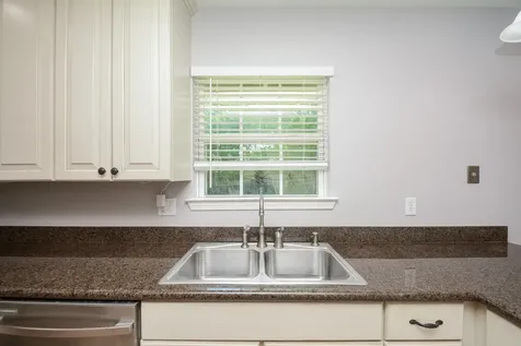 3323 Westview Street Shoreacres TX 77571