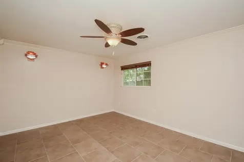 3323 Westview Street Shoreacres TX 77571