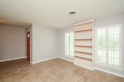 3323 Westview Street Shoreacres TX 77571