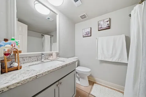 4102 Sherwood Lane 8 Houston TX 77092
