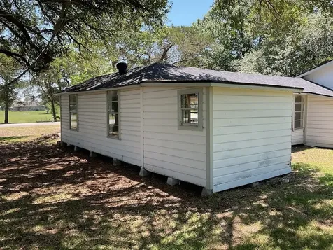 1329 Adams Road Bay City TX 77414