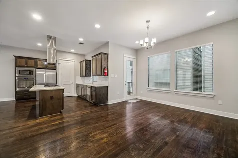 608 W 28th Street B Houston TX 77008