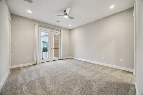 608 W 28th Street B Houston TX 77008