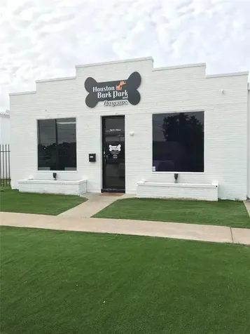 608 W 28th Street B Houston TX 77008