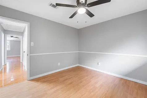 239 Blackwater Lane Houston TX 77015