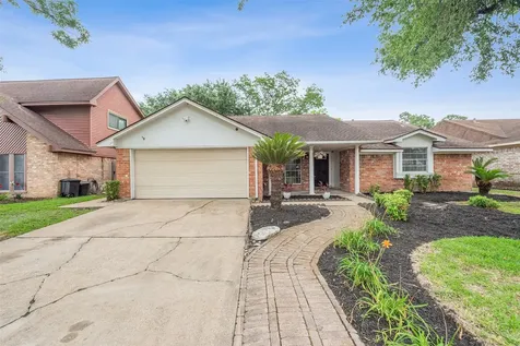 239 Blackwater Lane Houston TX 77015
