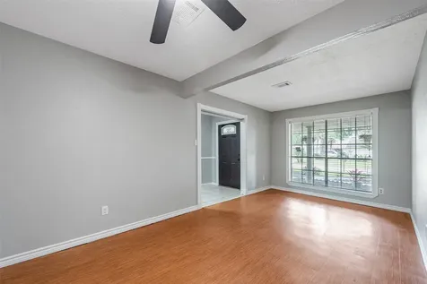 239 Blackwater Lane Houston TX 77015