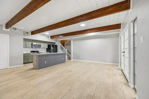 5382 Brownway Street D39 Houston TX 77056