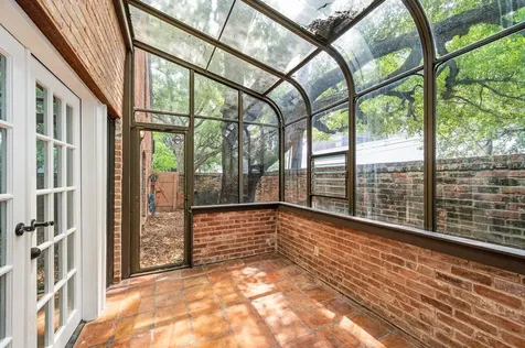 5382 Brownway Street D39 Houston TX 77056