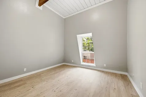 5382 Brownway Street D39 Houston TX 77056