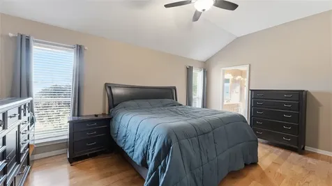 13 Westwood Drive Huntsville TX 77320