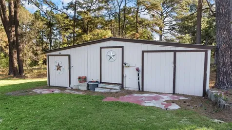 13 Westwood Drive Huntsville TX 77320