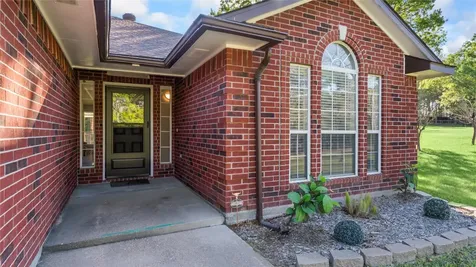 13 Westwood Drive Huntsville TX 77320