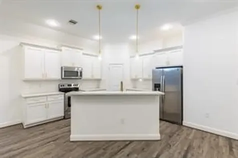 3002 Arkansas Avenue League City TX 77573