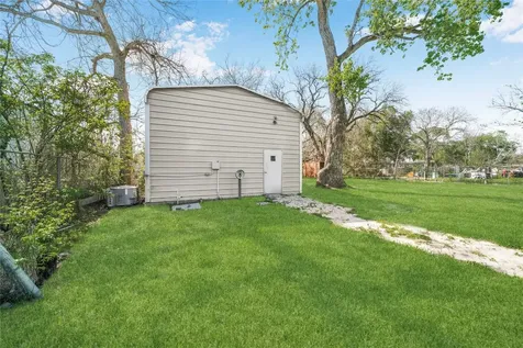 2602 Dupont Street Pasadena TX 77503
