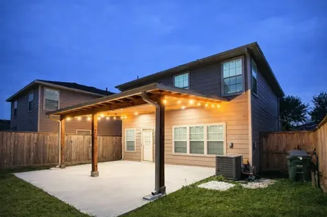 910 Staffordale Manor Lane Houston TX 77047