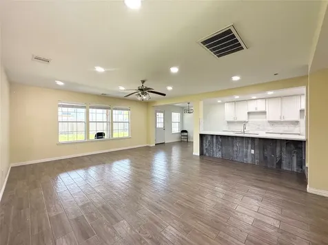 910 Staffordale Manor Lane Houston TX 77047
