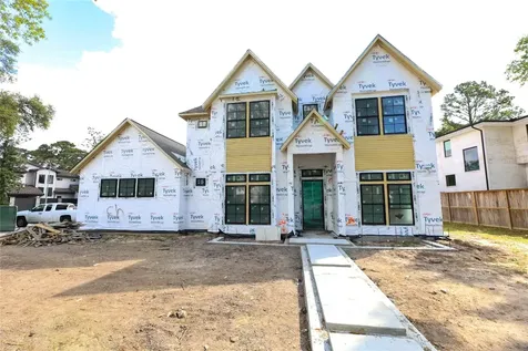 752 W 43rd Street Houston TX 77018