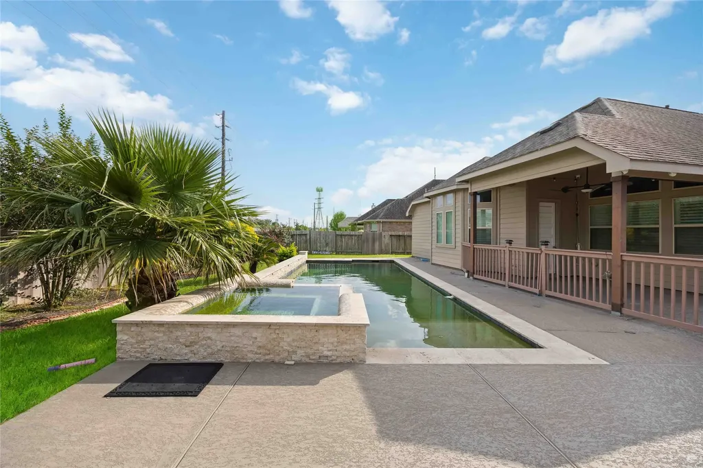 2805 Parkside Village Lane Pearland TX 77581