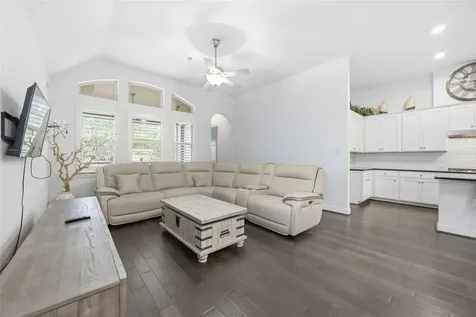 2805 Parkside Village Lane Pearland TX 77581